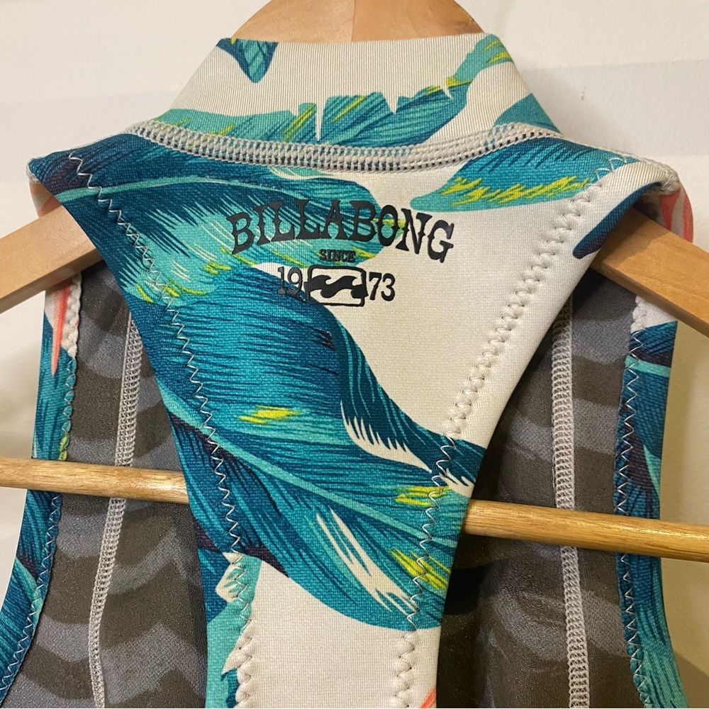 Billabong Surf Capsule Wetsuit Womens Floral Jacket Size 8 - Picture 8 of 13